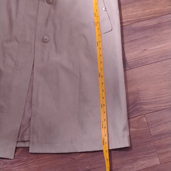 Gallery Women’s Taupe Hooded Long Trench Coat Size 10 – Super Soft Button-Front - Picture 4 of 7